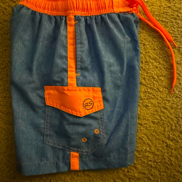 Resort wear swim trunks size 4 - Picture 3 of 4